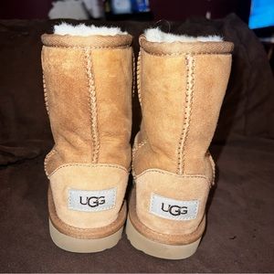 Uggs Chestnut for kids